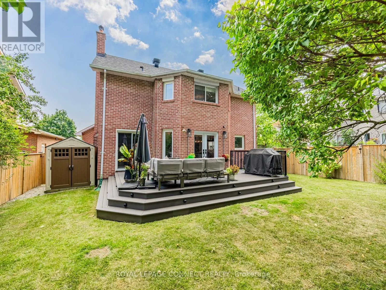 42 LYNDHURST DRIVE
