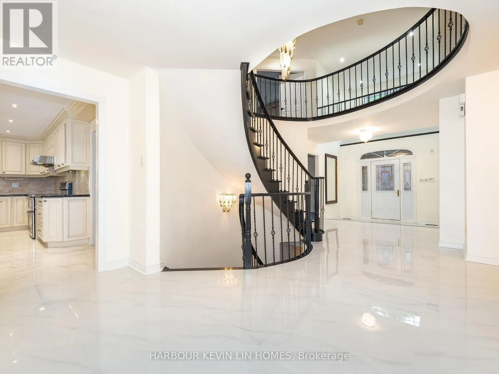 39 MONTCLAIR ROAD