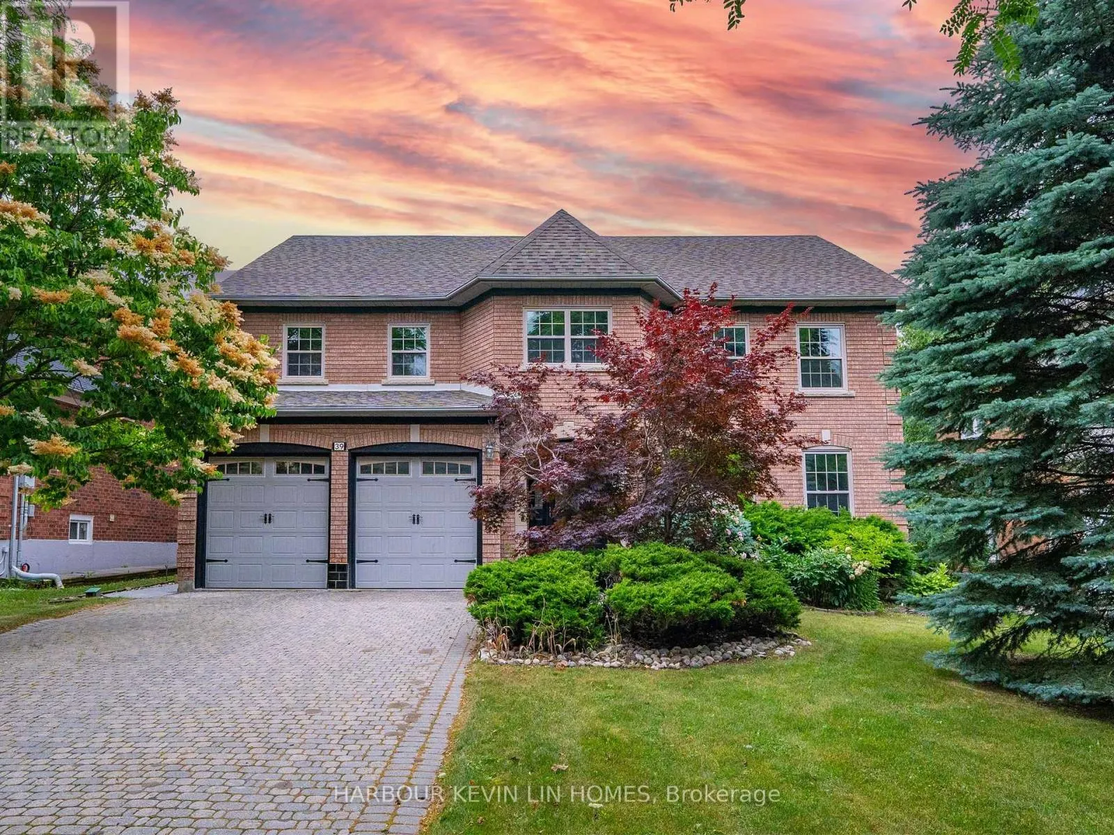 39 MONTCLAIR ROAD