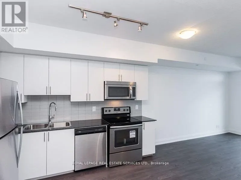 2203 - 7890 BATHURST STREET