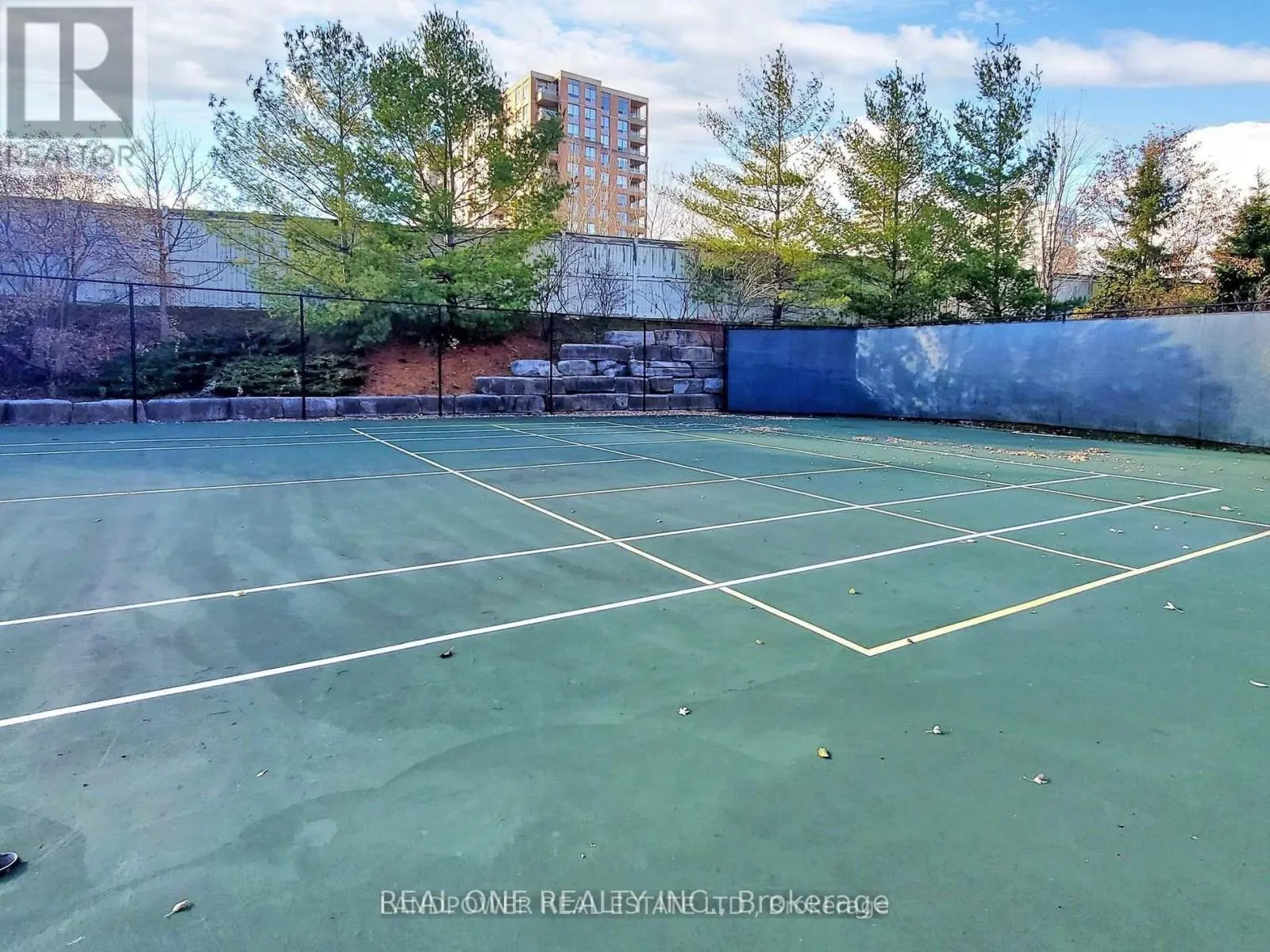 1203 - 310 RED MAPLE ROAD