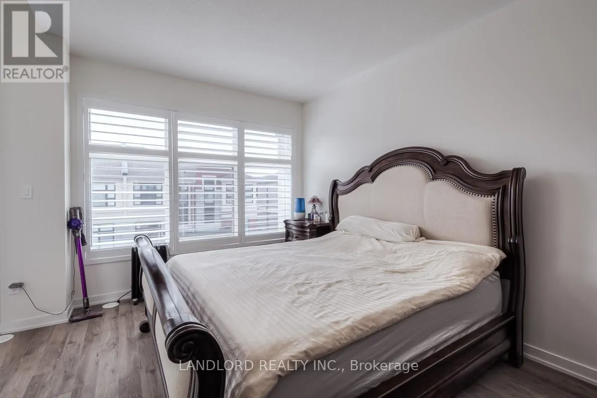 44 ARMILLO PLACE