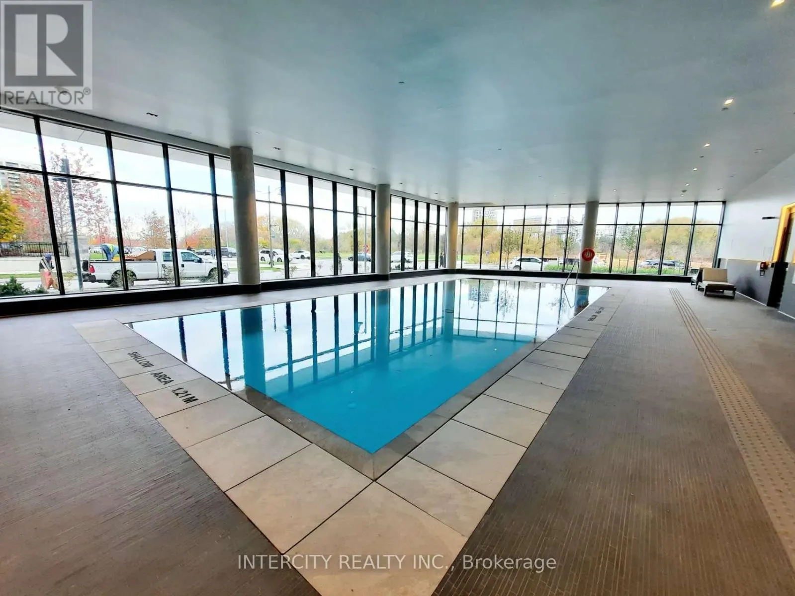 1806 - 18 WATER WALK DRIVE