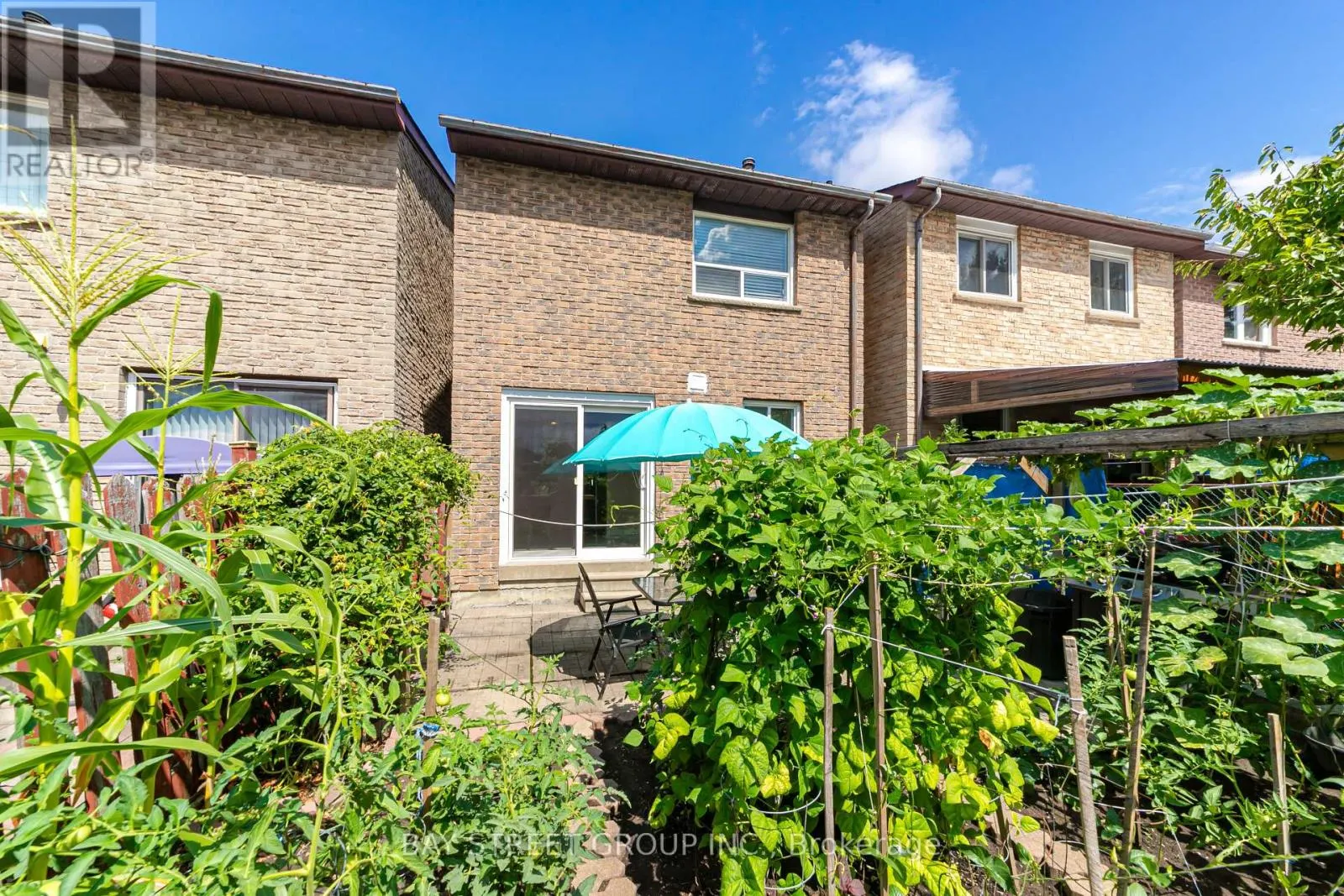 61 MABLEY CRESCENT