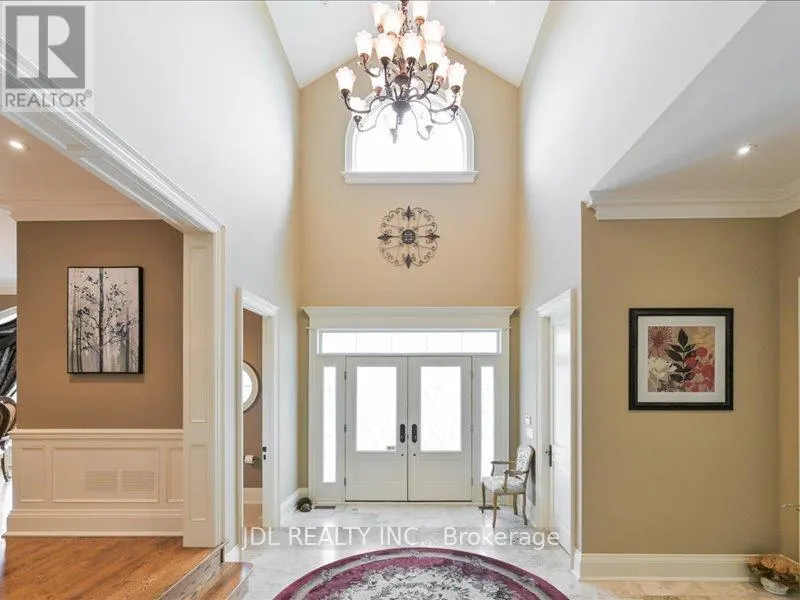 15 LAKE WOODS DRIVE