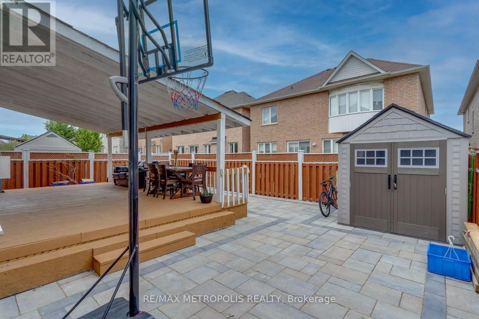71 FORESTBROOK DRIVE
