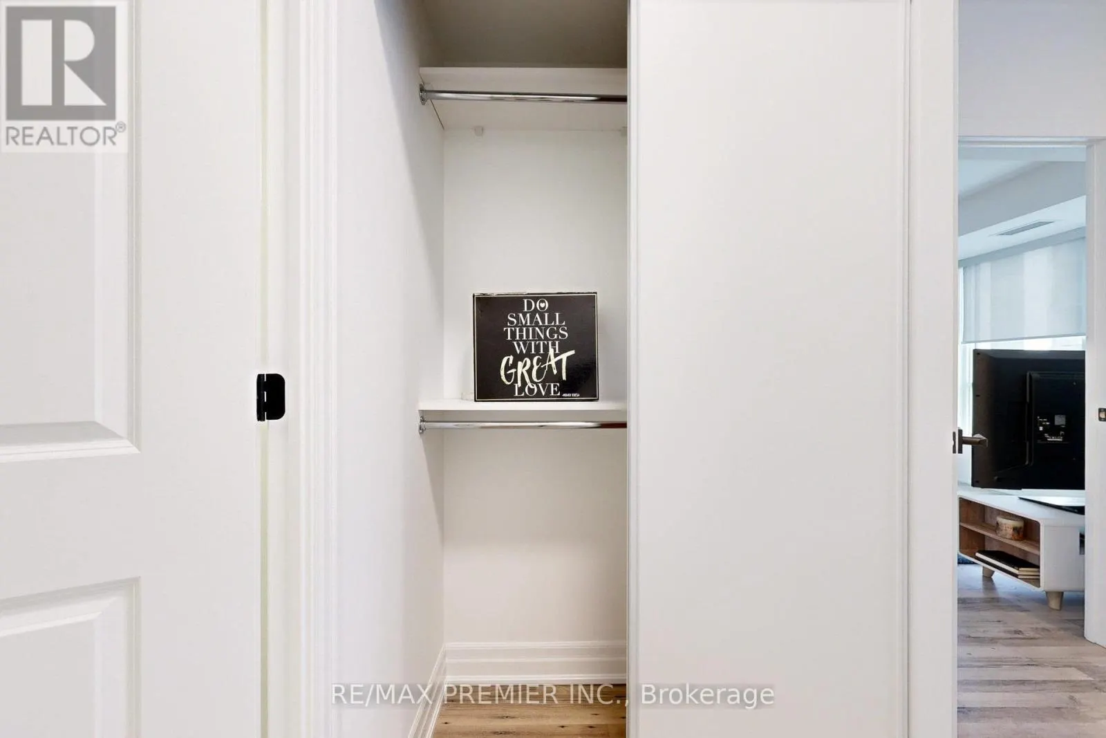 SUITE 1907 - 9085 JANE STREET