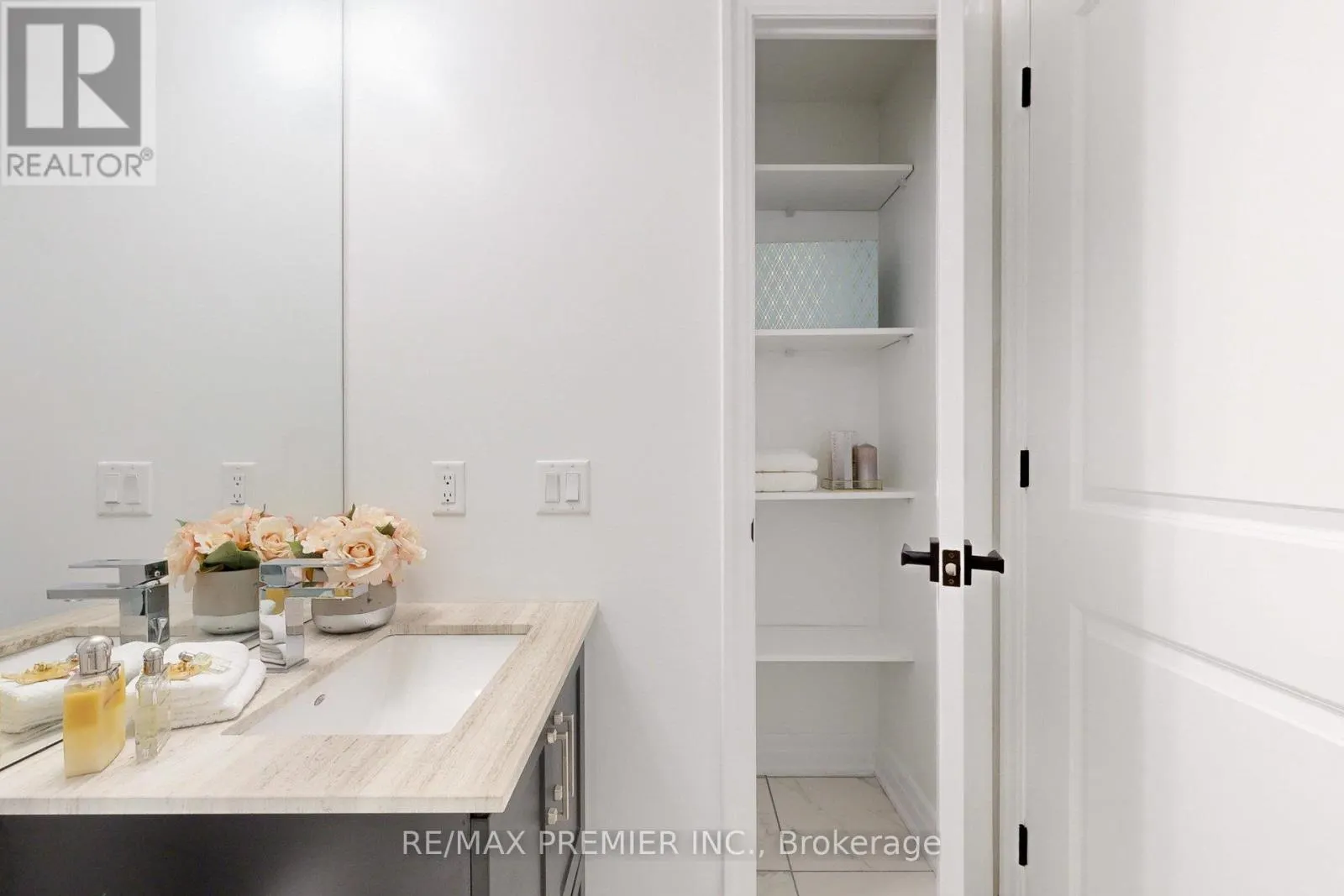 SUITE 1907 - 9085 JANE STREET