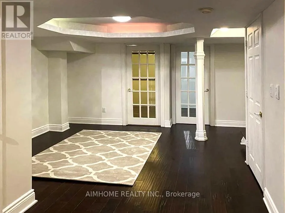 101 GRAND OAK DRIVE
