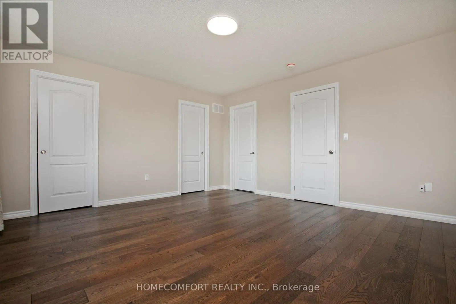 9 MILBOURNE LANE