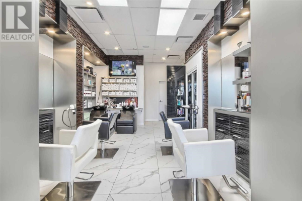 #A8 -9610 YONGE ST, Richmond Hill