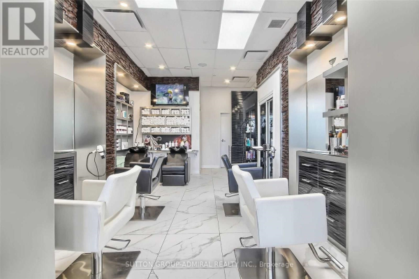 #A8 -9610 YONGE ST, Richmond Hill
