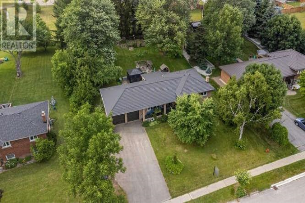 26 CLOVERHILL CRES, Innisfil