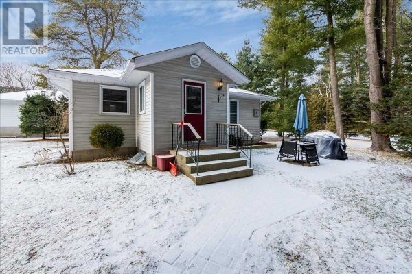 653 PINEGROVE AVE, Innisfil