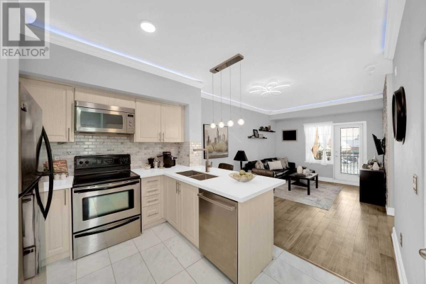 #210 -9973 KEELE ST, Vaughan