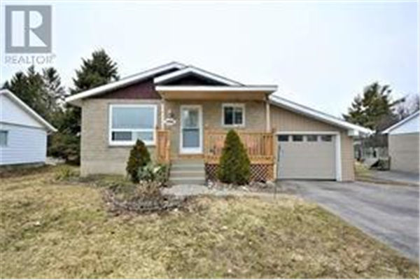 1996 VICTORIA ST, Innisfil
