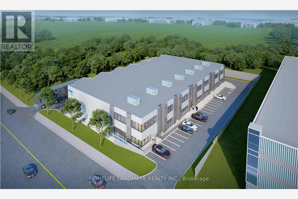 #2 -32 DON HILLOCK DR, Aurora