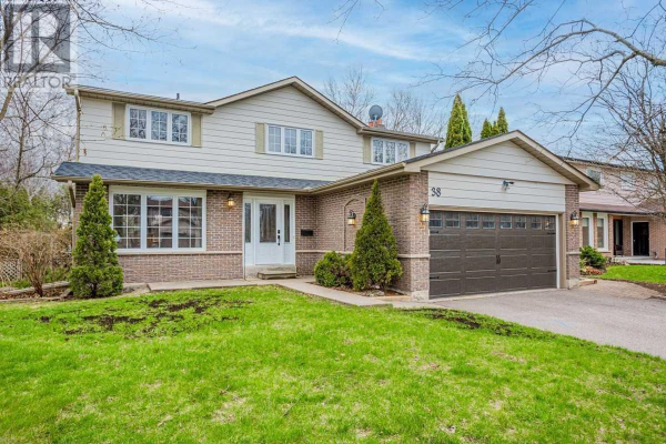 38 SIR GALAHAD PL, Markham