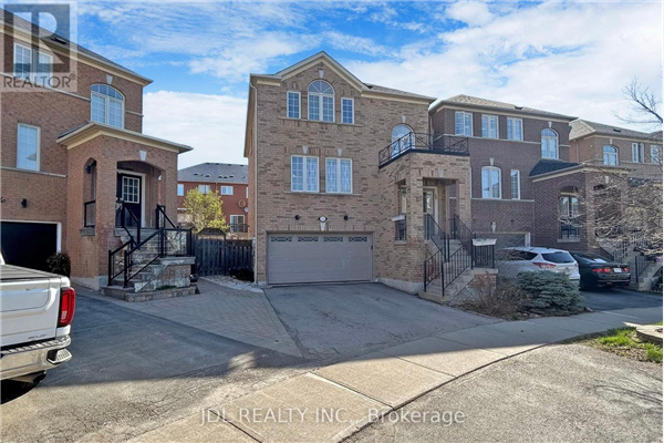 90 SASSAFRAS CIRC, Vaughan