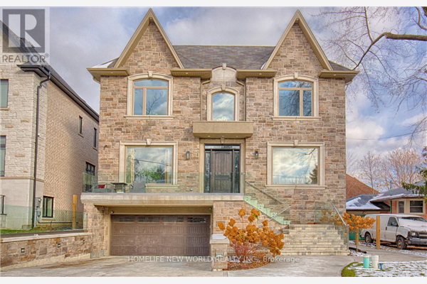 45 WALMER RD, Richmond Hill
