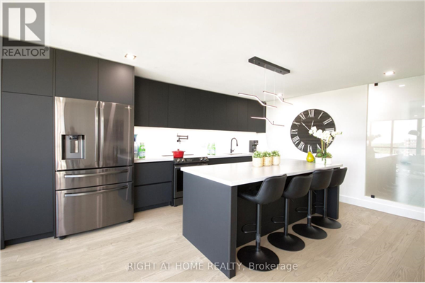 #1602 -20 BAIF BLVD, Richmond Hill