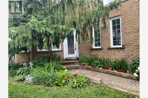 9 SANDOR PL, Markham