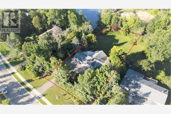 28 BAYVIEW PARK LANE, Richmond Hill