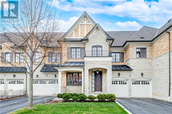 62 JENNY THOMPSON CRT, Richmond Hill