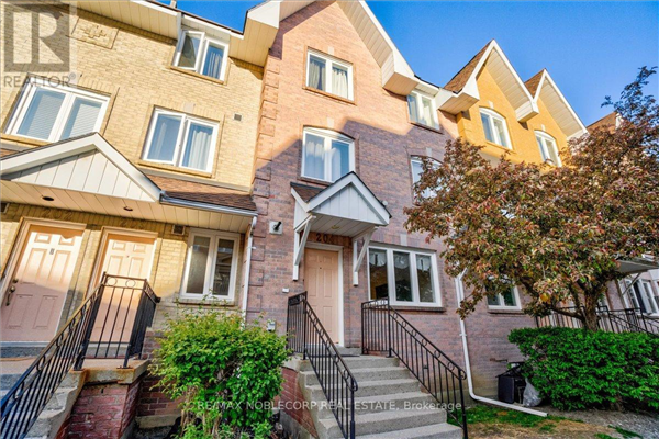 #204 -75 WELDRICK RD E, Richmond Hill