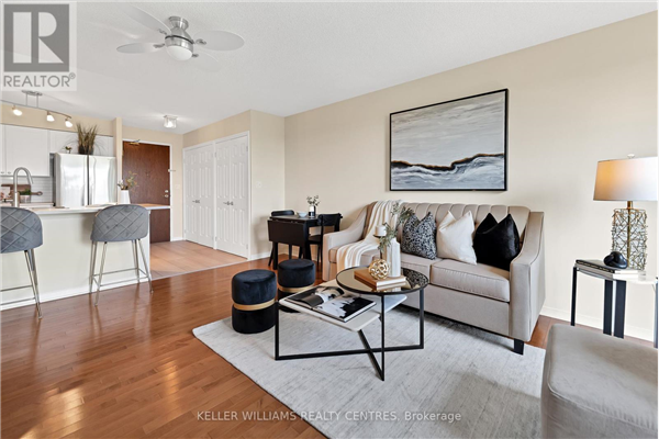#426 -3 ELLESMERE ST, Richmond Hill