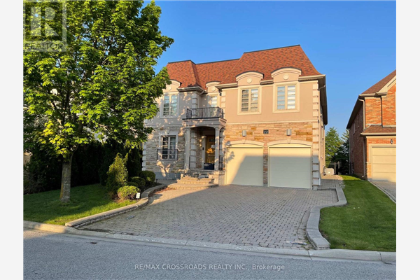 22 ORMSBY CRT, Richmond Hill