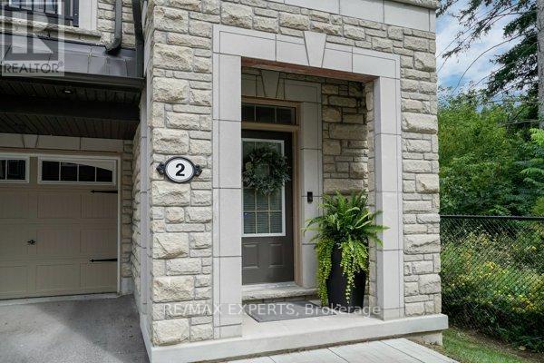 2 INGLESIDE ST