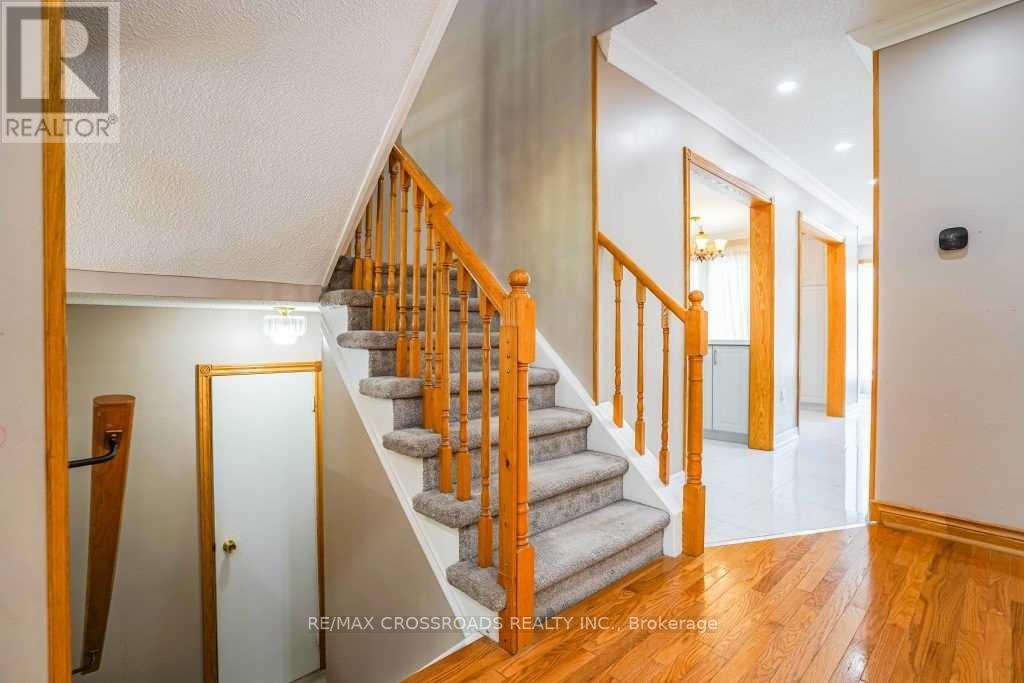 81 GAYLA ST