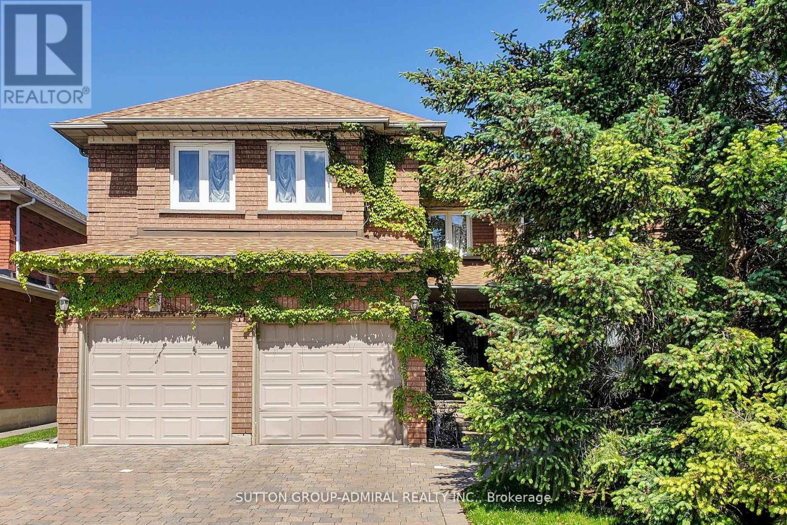 71 WOODCHESTER CRT