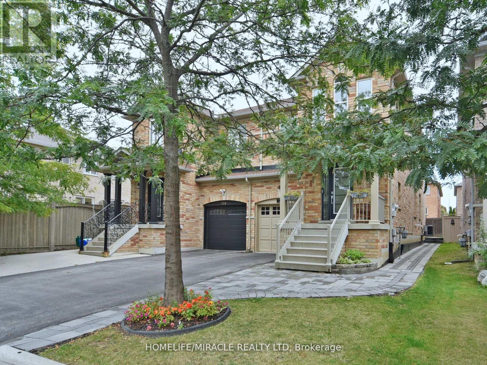 120 BLACK MAPLE CRES