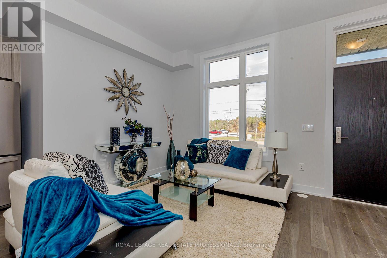 #L116 -9560 ISLINGTON AVE, #L116