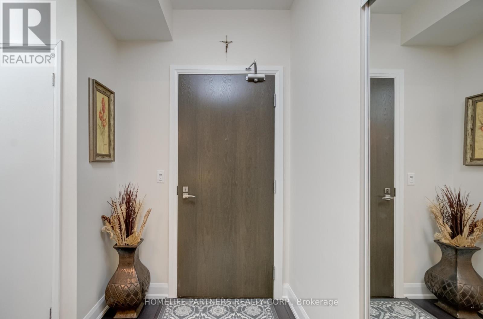 #512 -2910 HIGHWAY 7 RD W, #512
