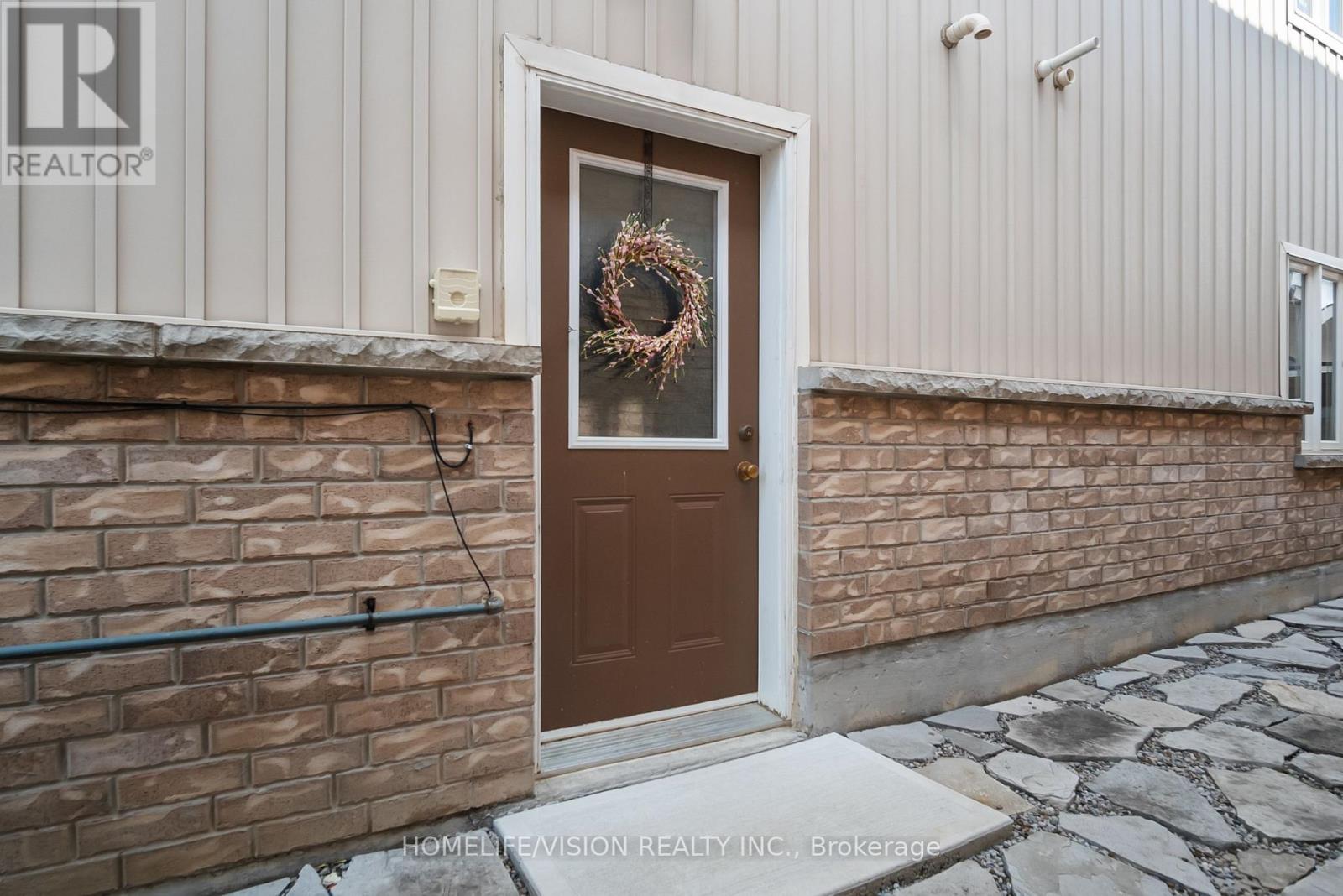 23 WEIR ST