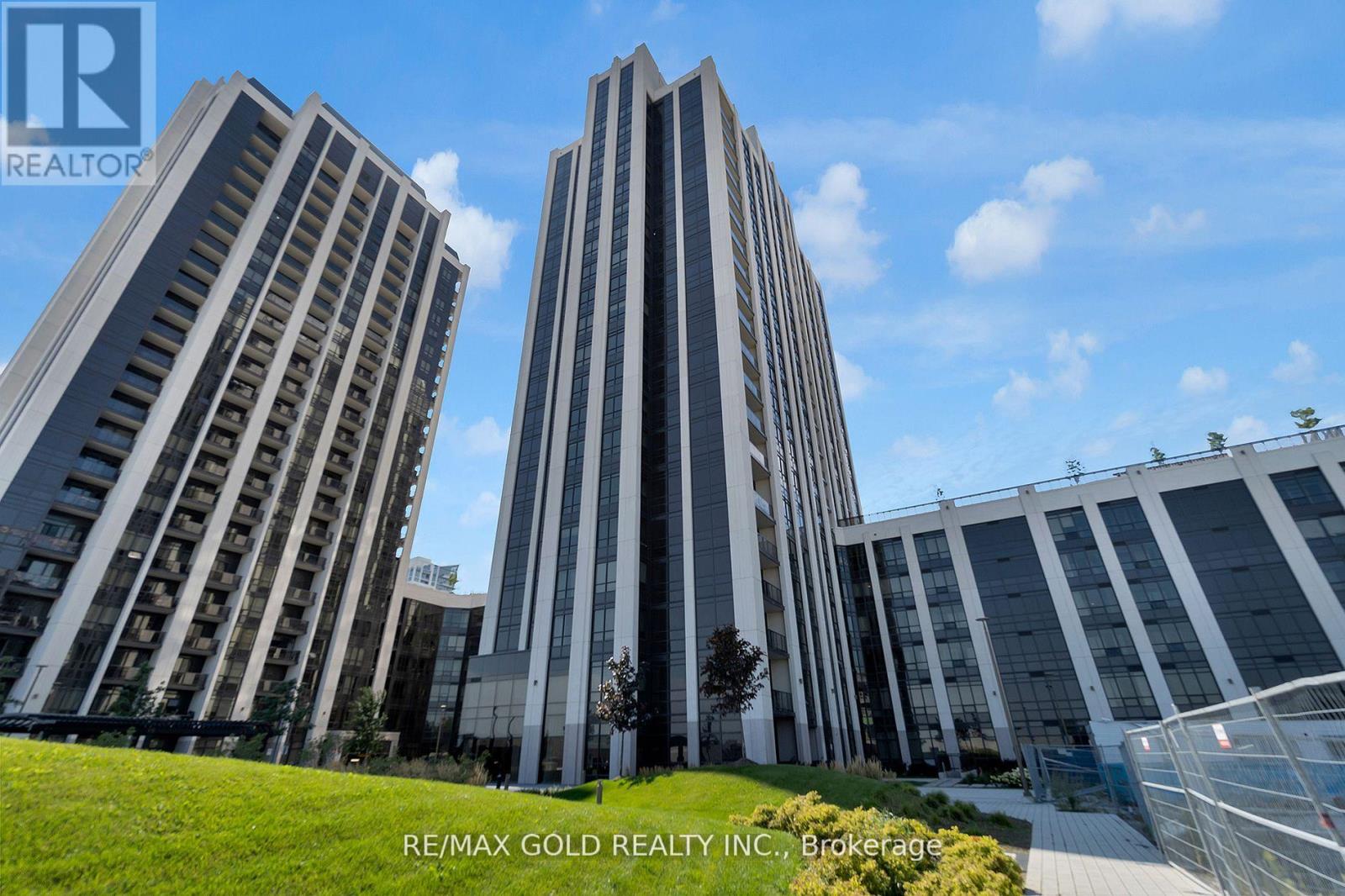 #705 -9085 JANE ST, #705