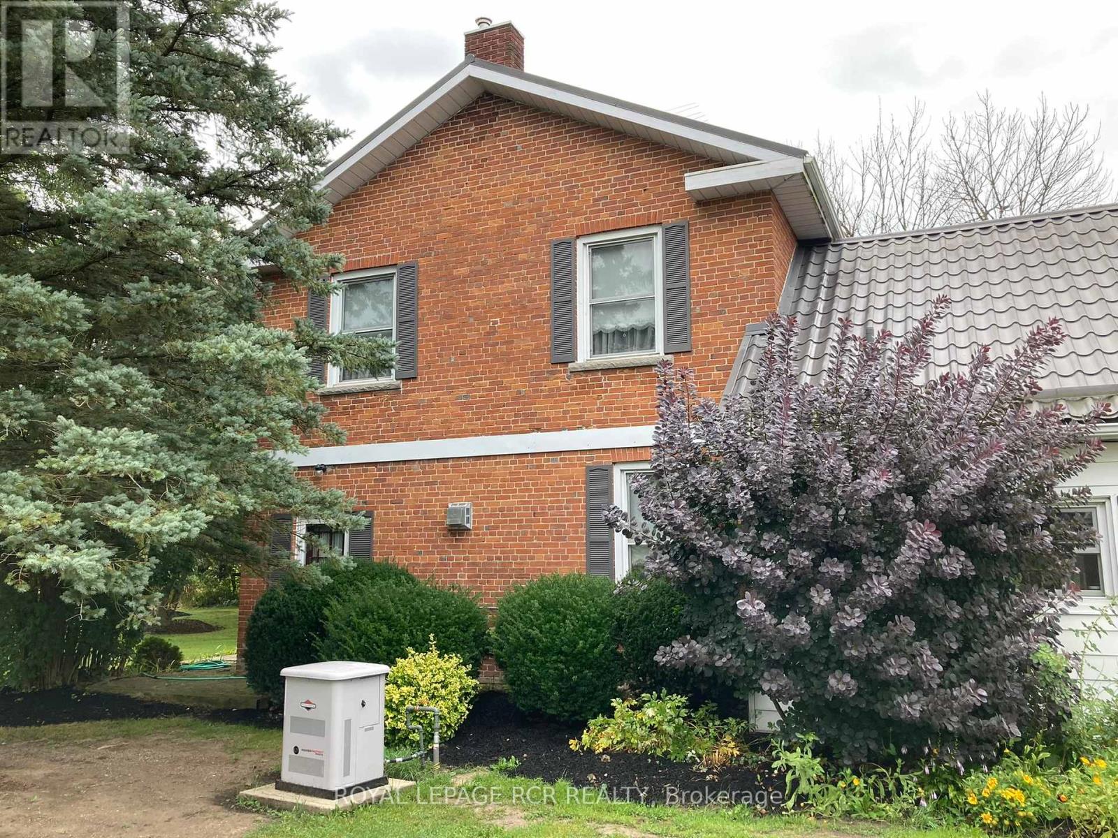 152 LEONARD RD