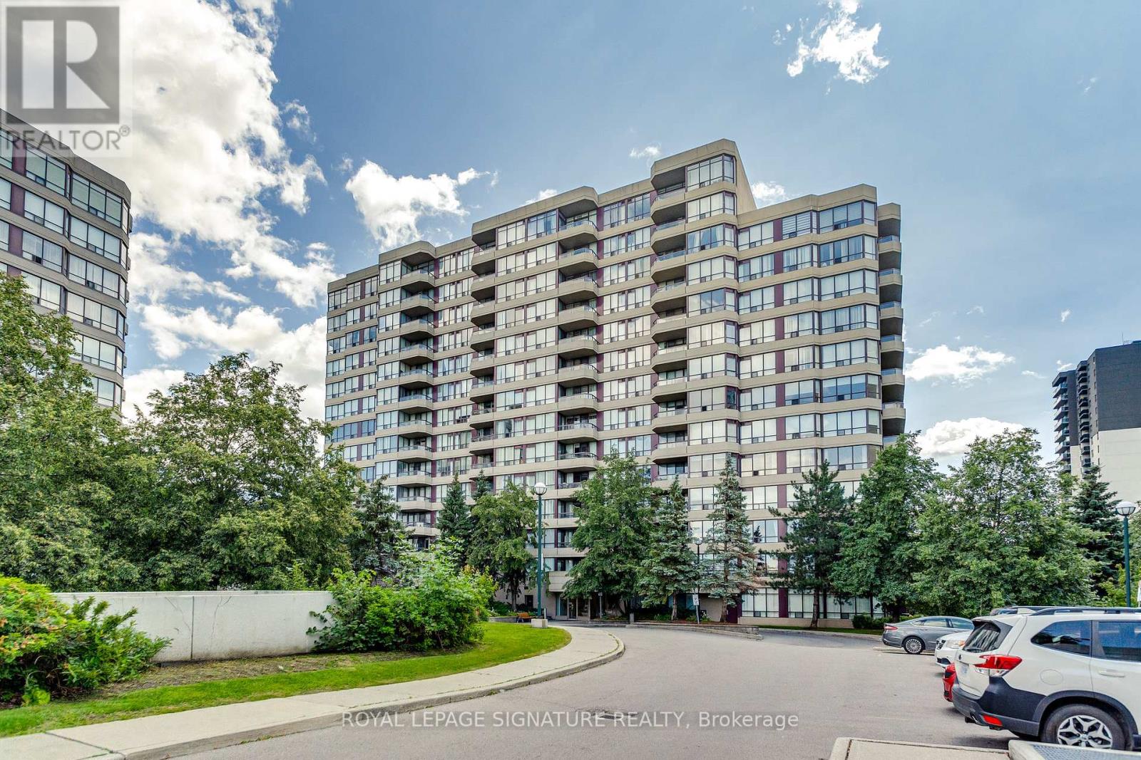 #804 -91 TOWNSGATE DR, #804