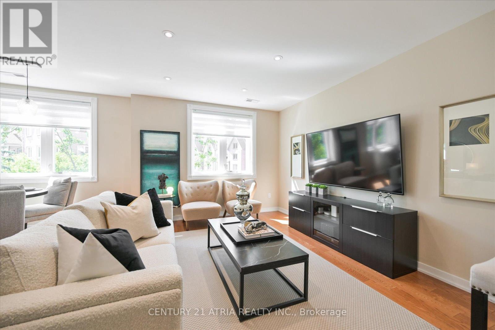#305 -75 WELDRICK RD E, #305