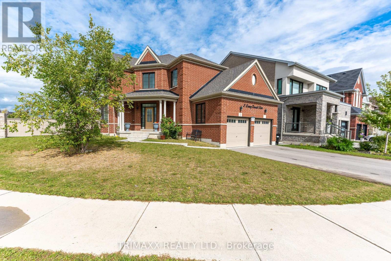 2 DOWNY EMERALD DR