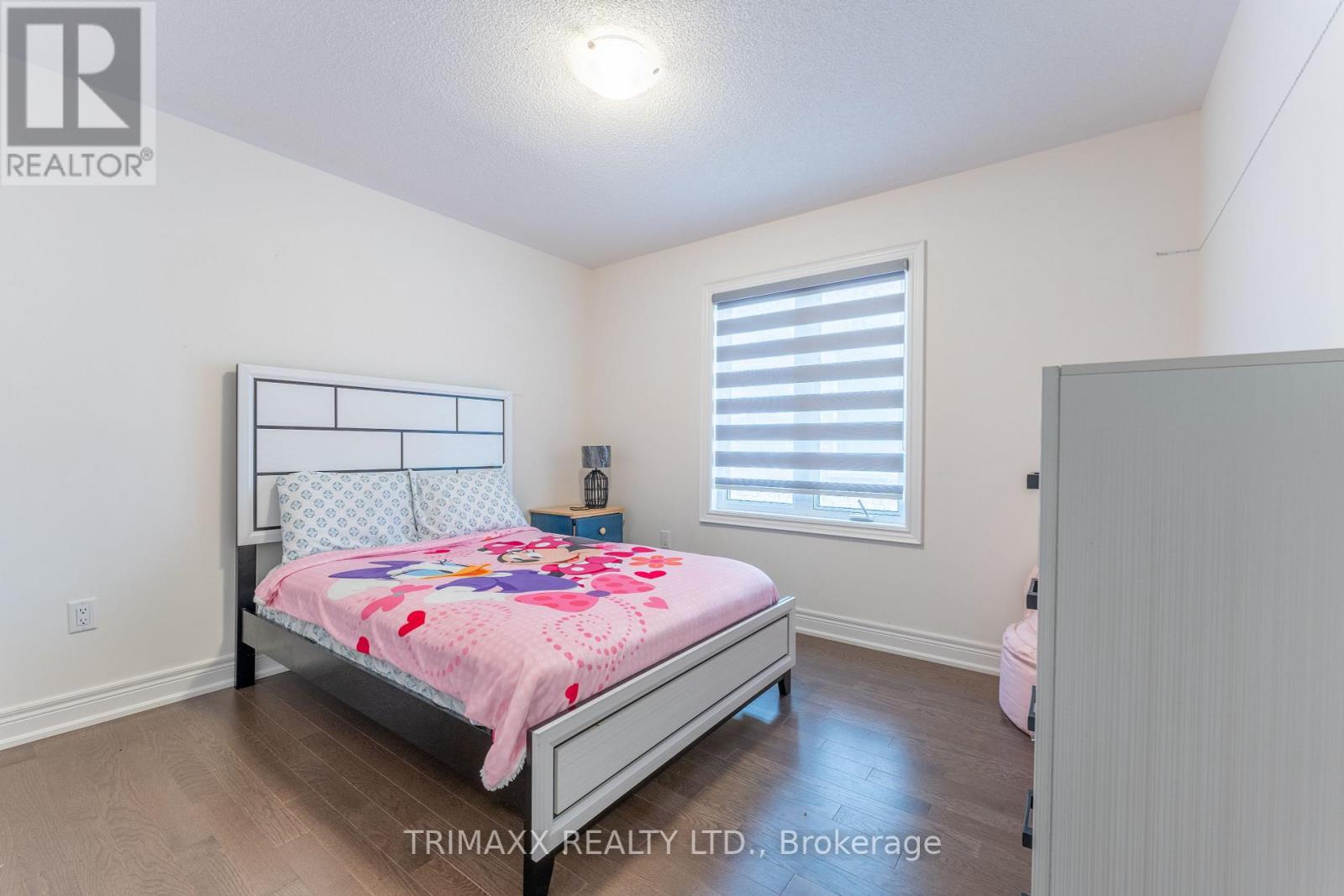 2 DOWNY EMERALD DR