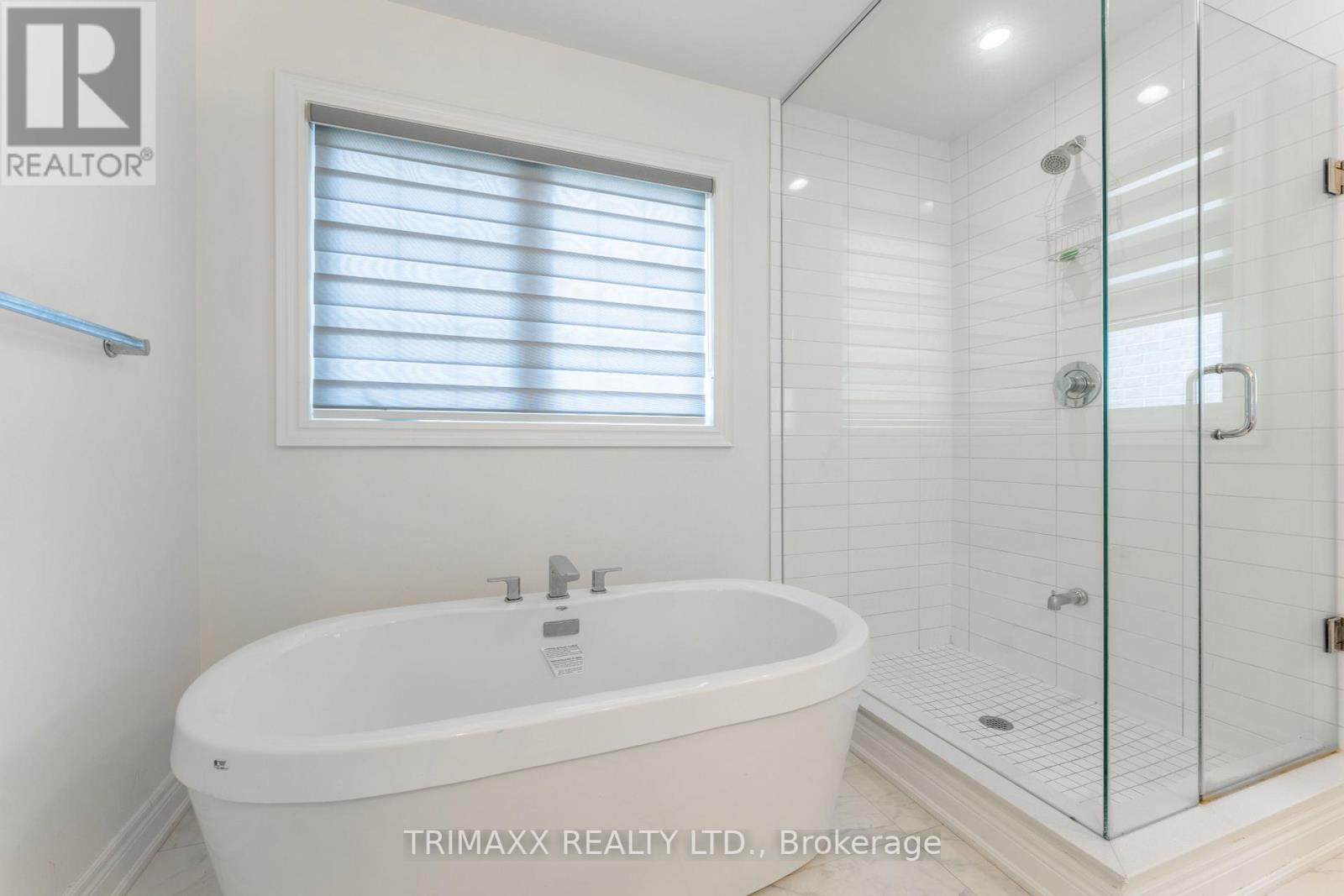 2 DOWNY EMERALD DR