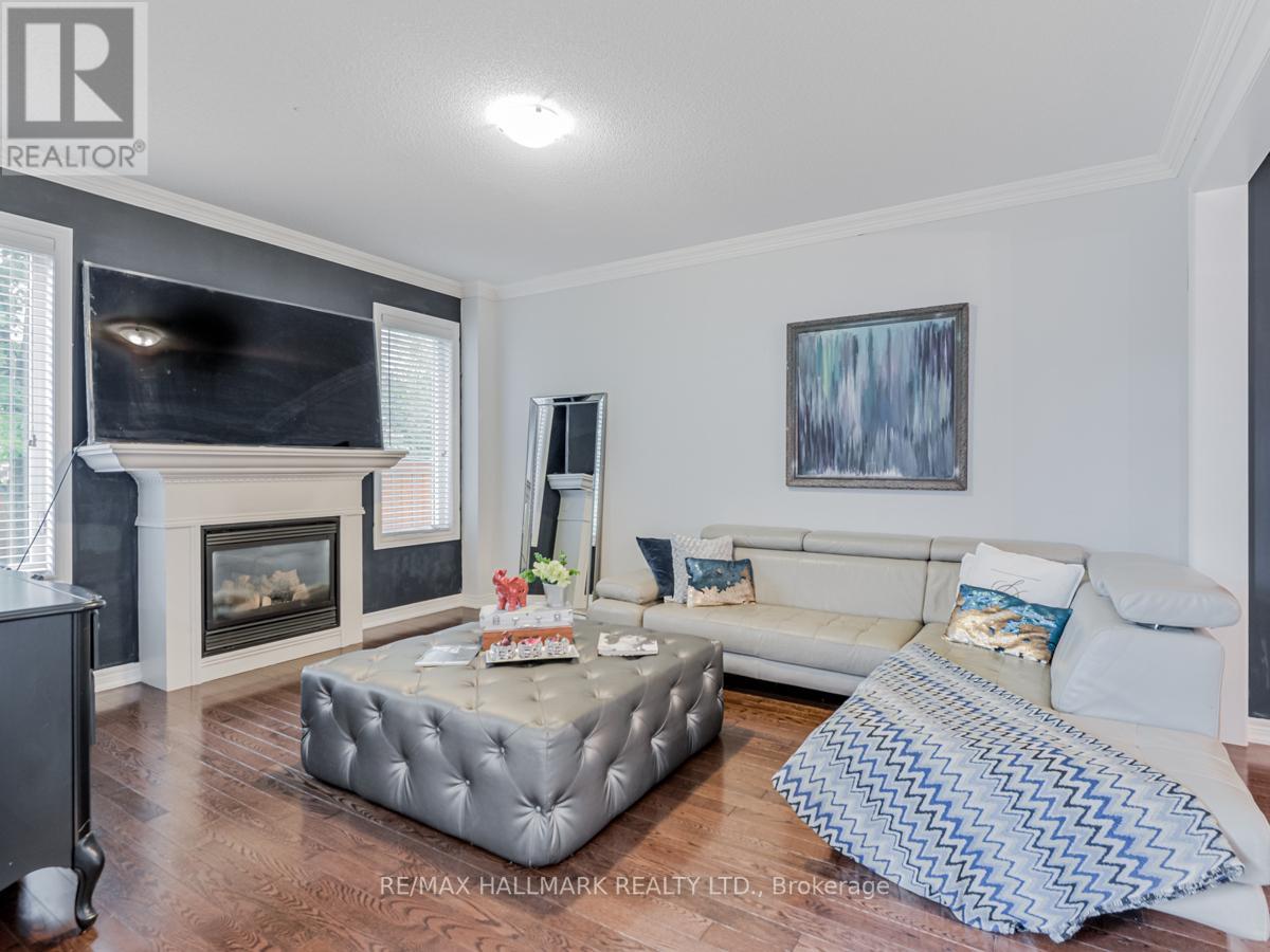 12 MCKENZIE WAY