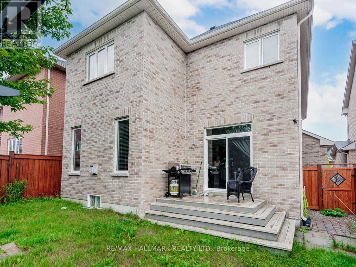 12 MCKENZIE WAY