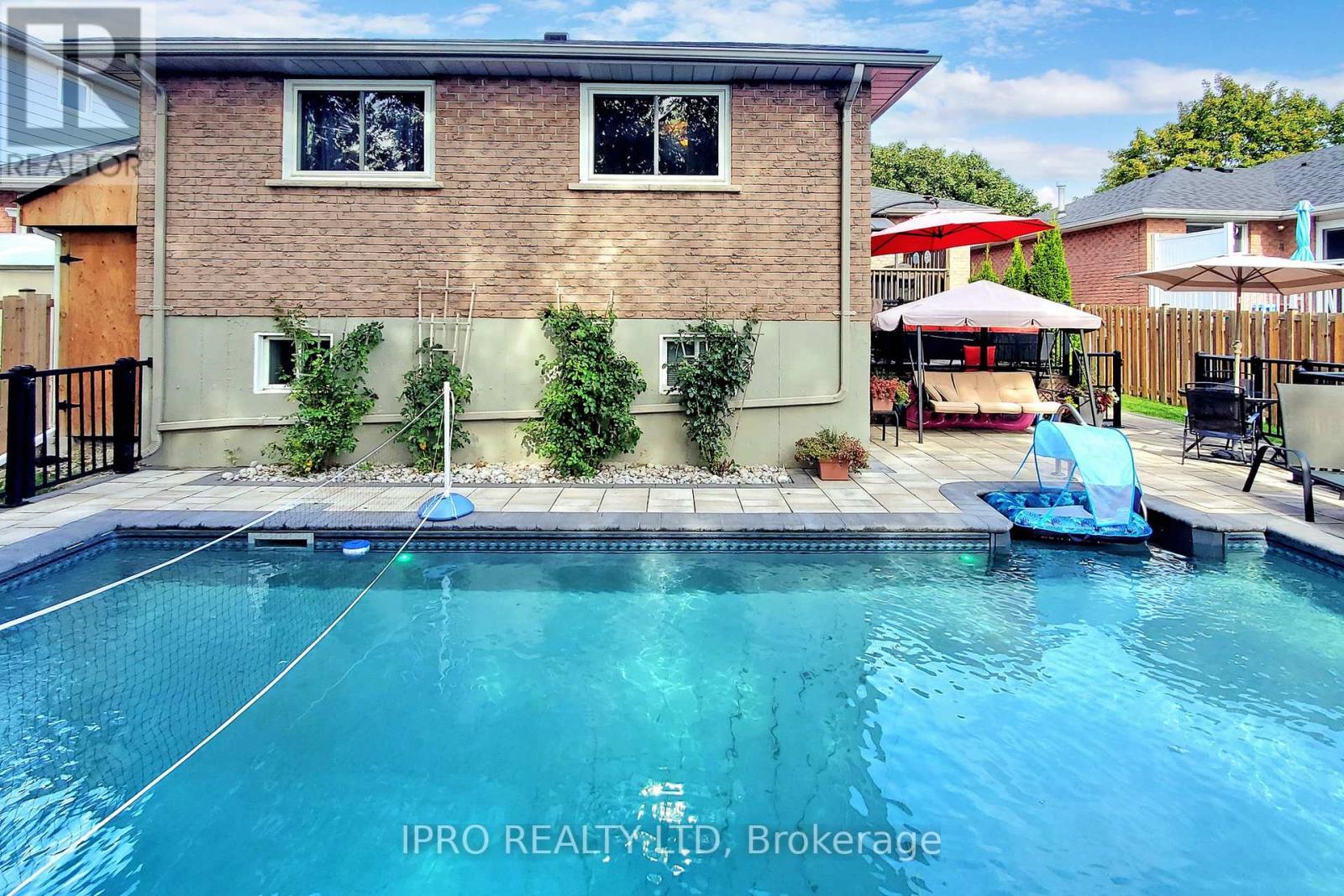 103 IMPERIAL CRES