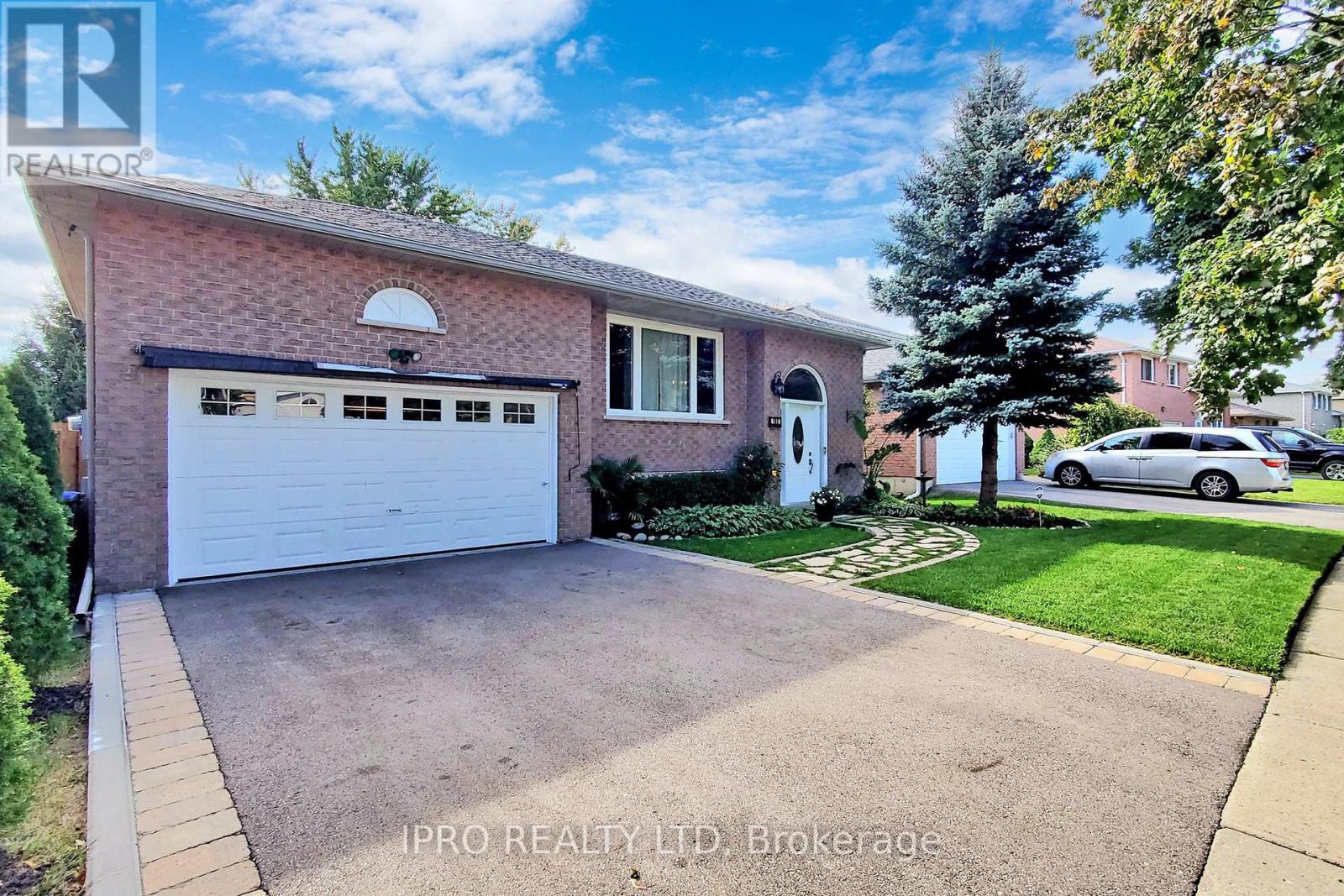 103 IMPERIAL CRES
