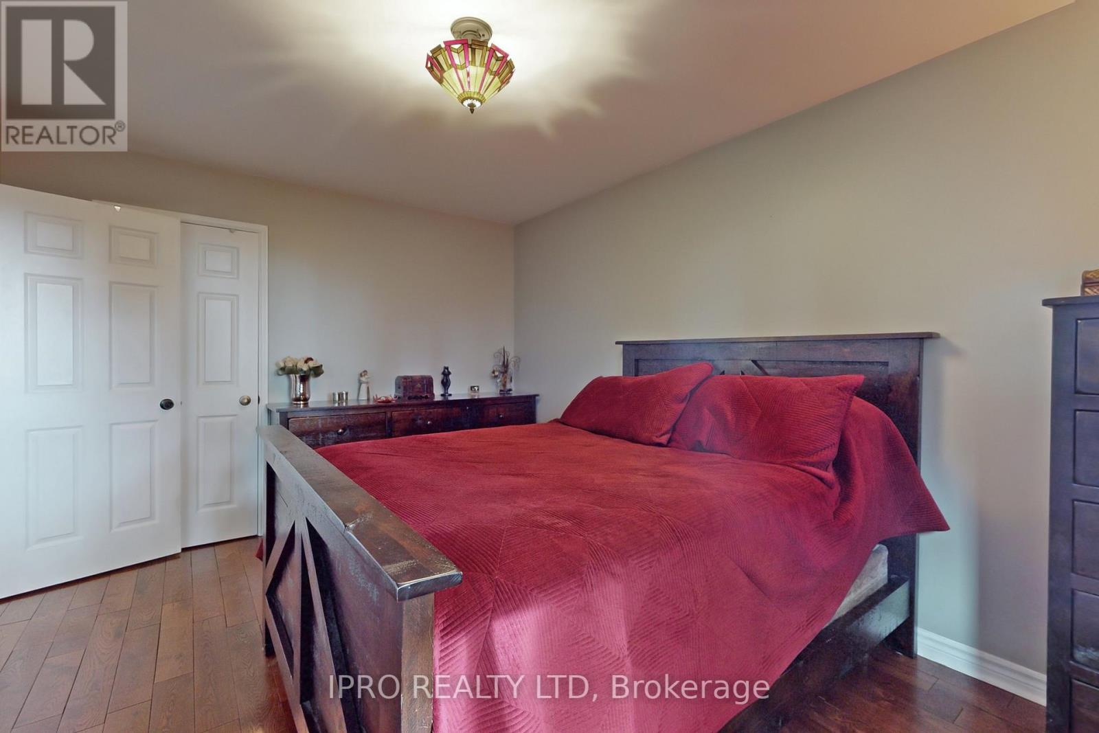 103 IMPERIAL CRES